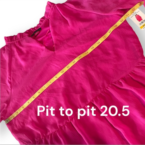 NWT Vince Camuto Three Tier Puff Sleeve Drop Waist Dress Size Med (oversized). - Picture 9 of 11